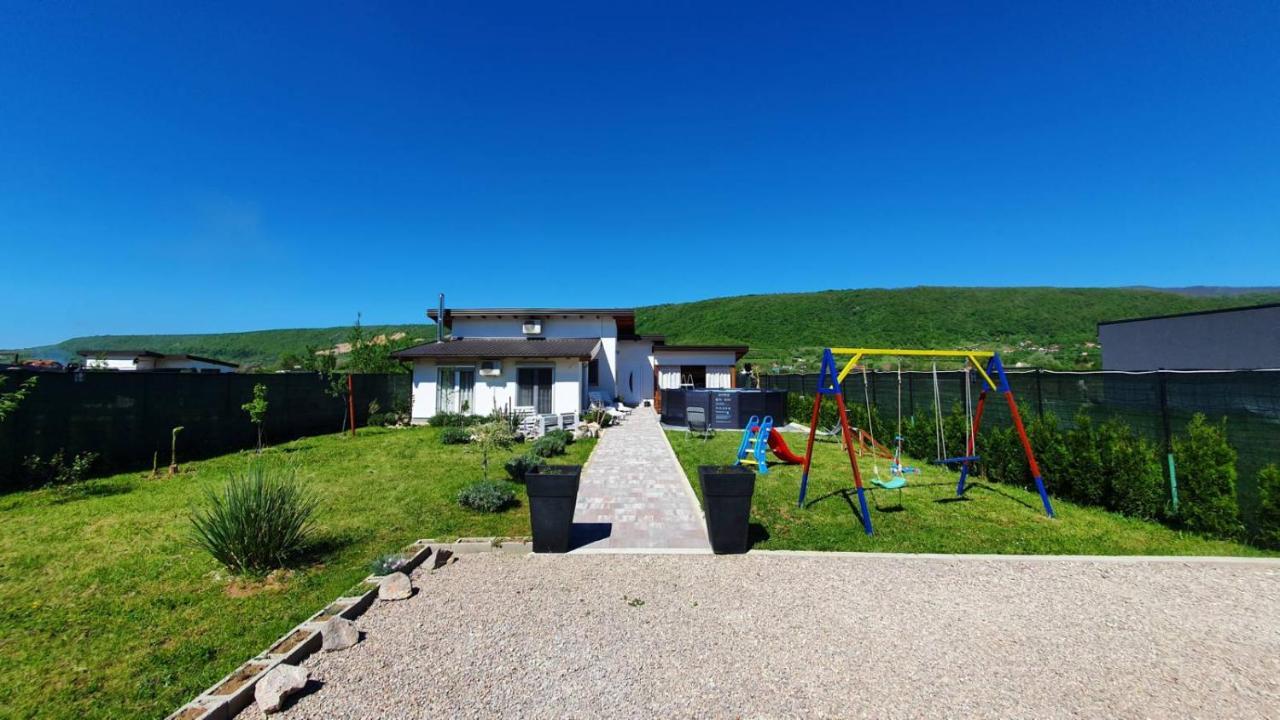 Holiday Home Emma Bihać Eksteriør bilde